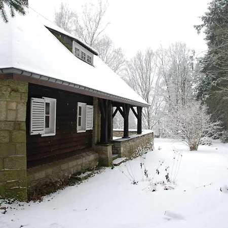 Large Hunting With Enormous Beautiful Garden